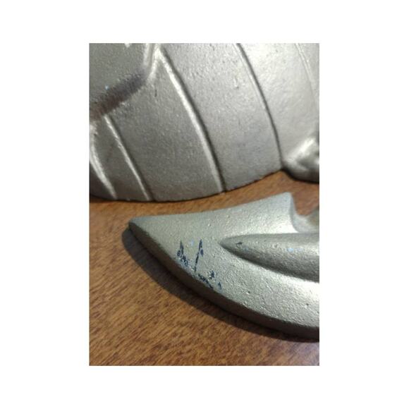 Very Old and Rare Cast Iron Semper Fidelis Wall Hanging, Light Gold Color - Picture 4 of 5